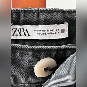 99% New Zara Black Jeans